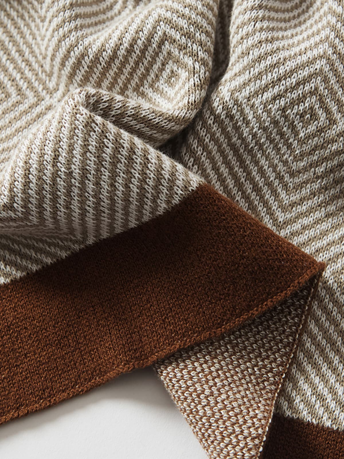 Geometric Pattern Cotton Knit Throw Blanket