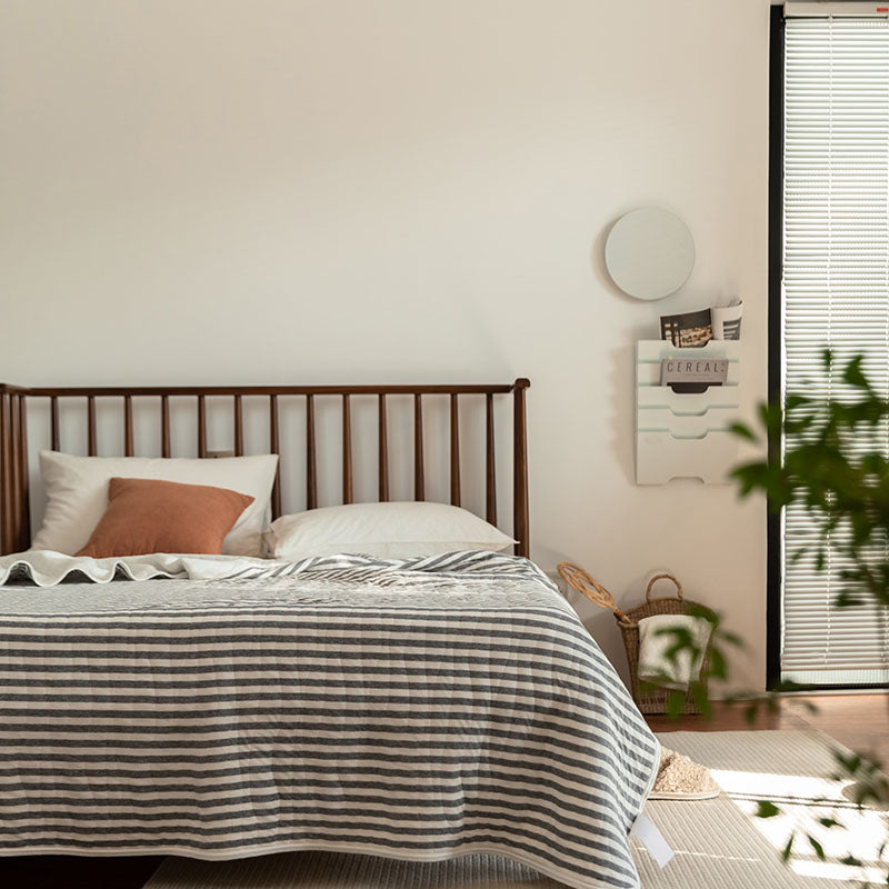 100% Cotton Striped Quilt