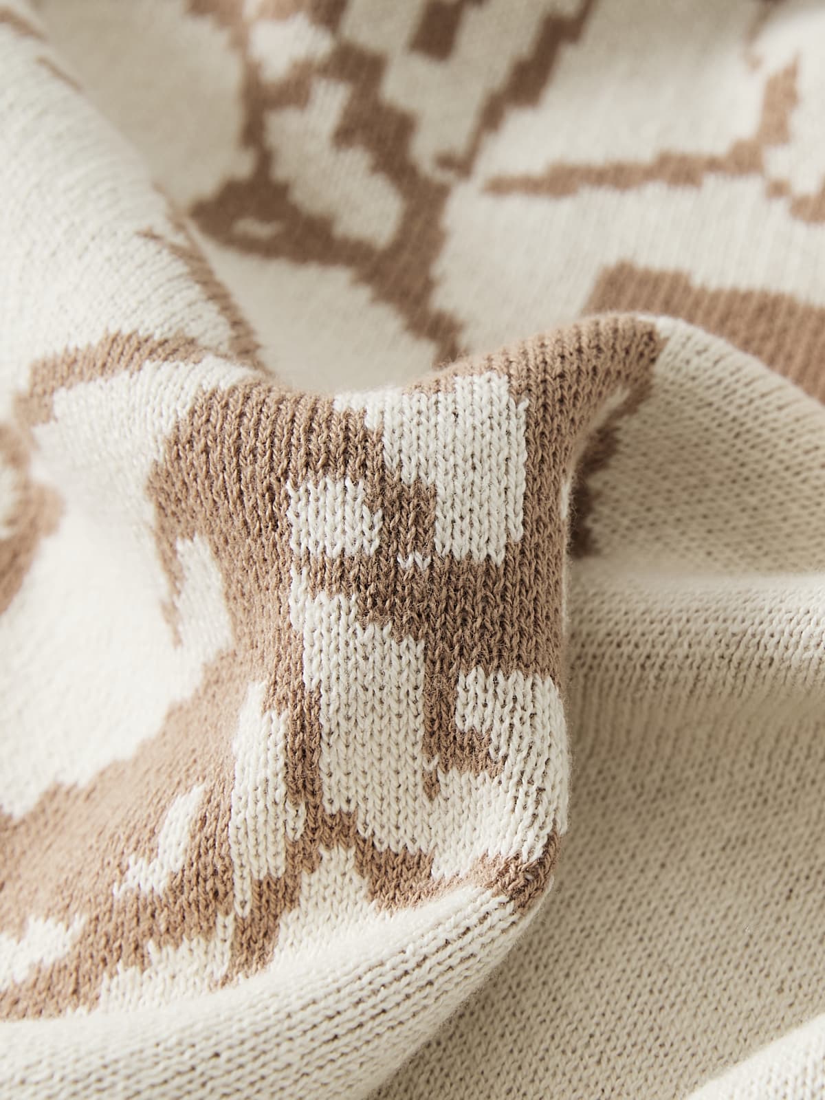 Dancing Petals Cotton Knit Throw Blanket