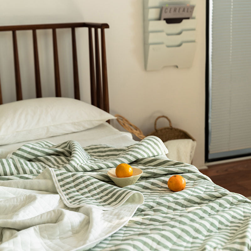 100% Cotton Striped Quilt