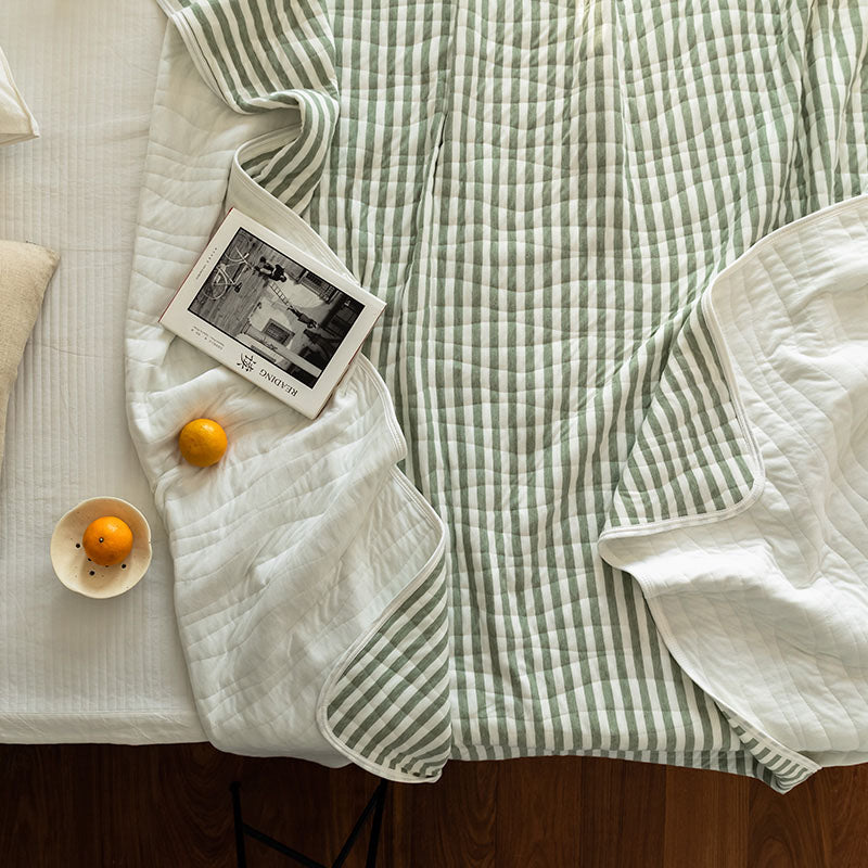 100% Cotton Striped Quilt