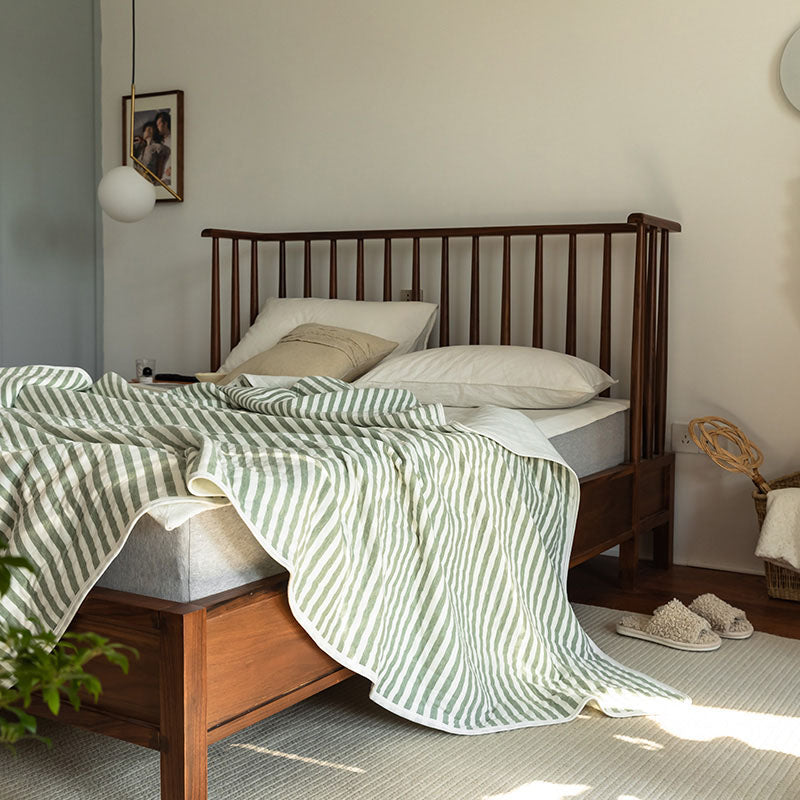 100% Cotton Striped Quilt